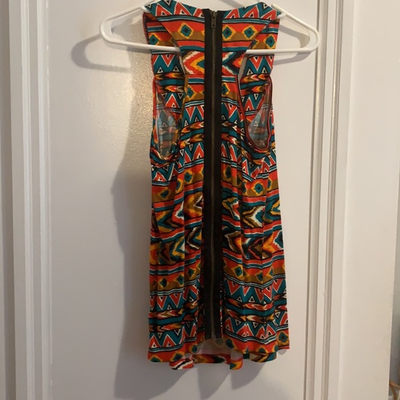 Colourful shirt with detailed beading. - Picture 5 of 5